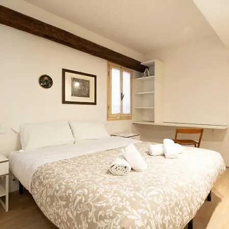 Ca' Lirica Apartment *