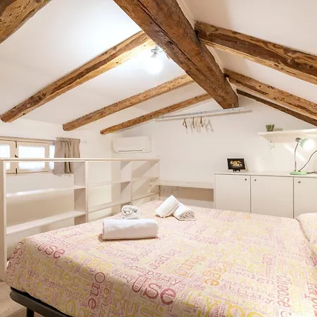 Apartment Ca' Lirica Venice