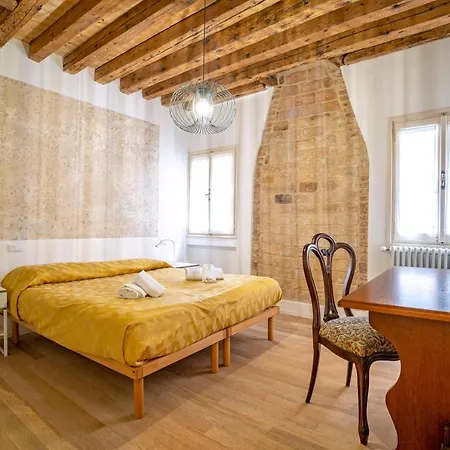 Ca' Lirica Apartment