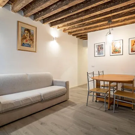 Ca' Lirica Apartment Venice